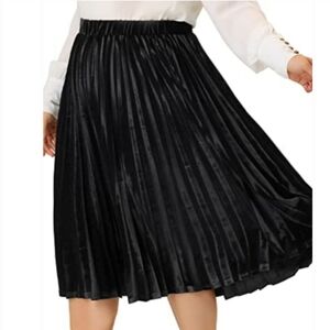 Chartou Black Pleated Skirt